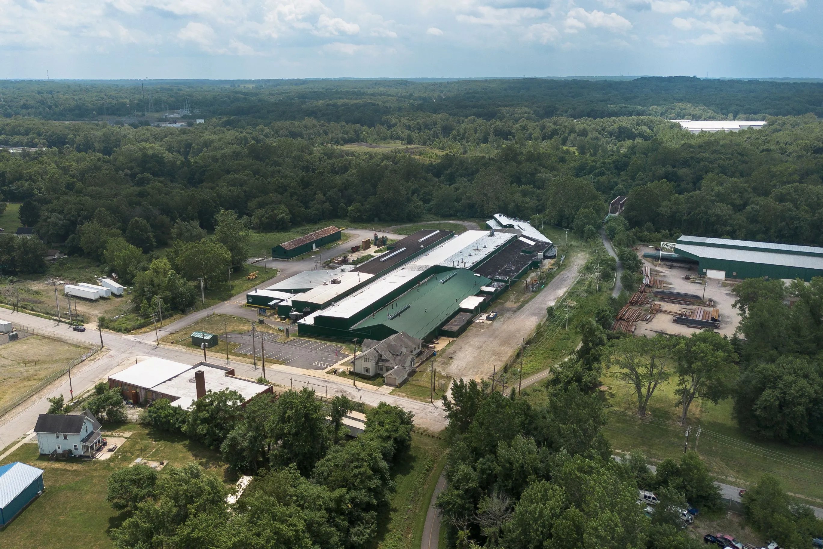 Niles Manufacturing & Finishing, Inc. facility exterior